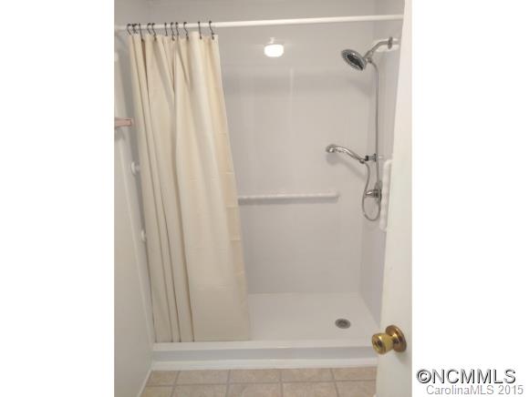 5995 Howard Gap Road Saluda, NC 28773 - Photo 15 of 23 Gallery Image 15