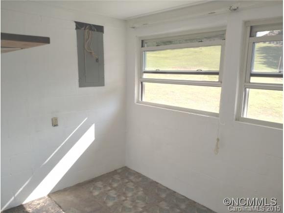 5995 Howard Gap Road Saluda, NC 28773 - Photo 17 of 23 Gallery Image 17