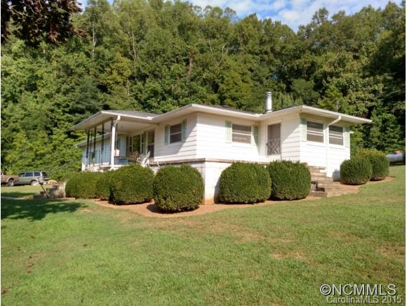 5995 Howard Gap Road Saluda, NC 28773 - Photo 10 of 23 Gallery Image 10