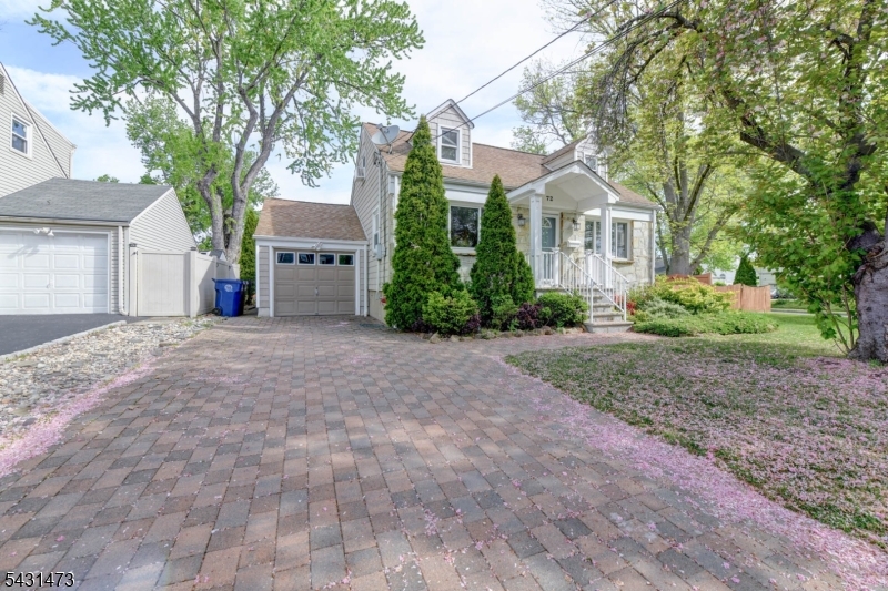 72 Colonial Drive Clark, NJ 07066 - Photo 2 of 48