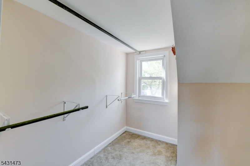 72 Colonial Drive Clark, NJ 07066 - Photo 28 of 48