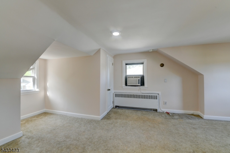 72 Colonial Drive Clark, NJ 07066 - Photo 29 of 48