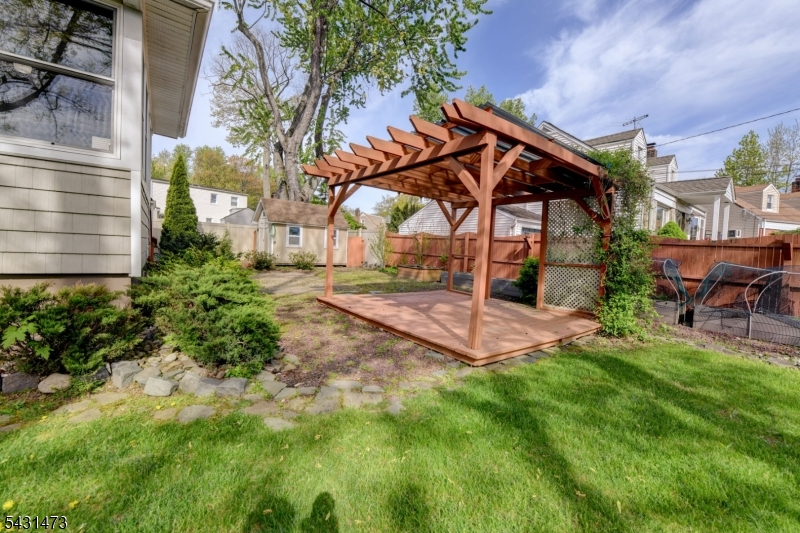 72 Colonial Drive Clark, NJ 07066 - Photo 47 of 48