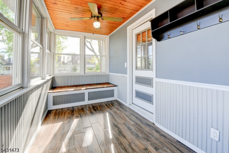 72 Colonial Drive Clark, NJ 07066 - Photo 6 of 48