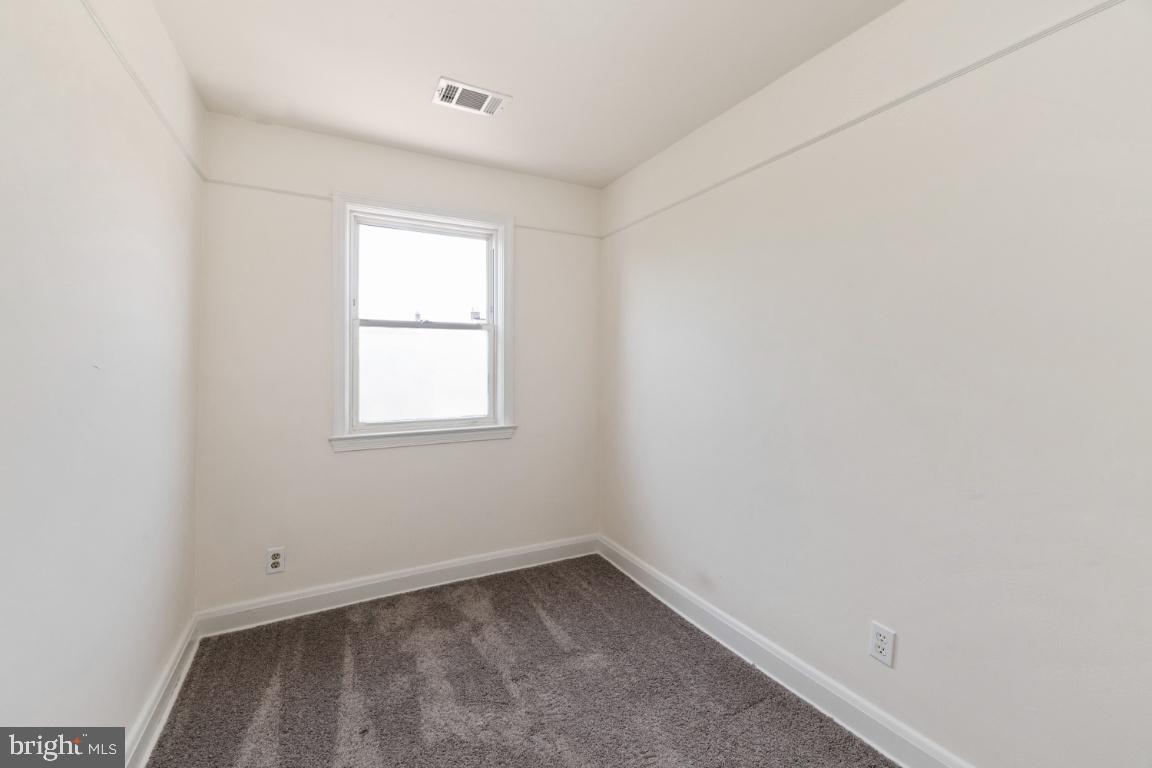 1122 Elm Road Baltimore, MD 21227 - Photo 21 of 35