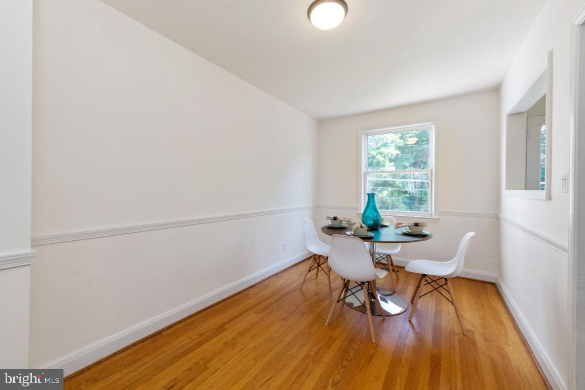 1122 Elm Road Baltimore, MD 21227 - Photo 7 of 35