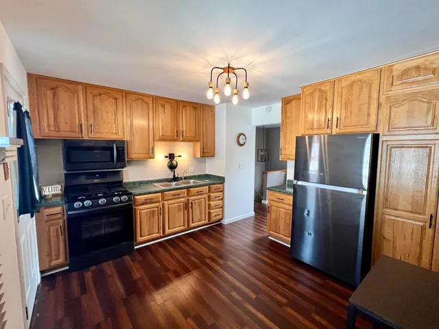 $230,000 | 217 West 17th Avenue, Milan, IL 61264