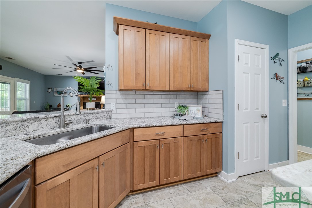 2302 Walthour Road Savannah, GA 31410 - Photo 17 of 44 Gallery Image 17