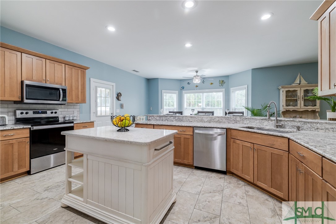 2302 Walthour Road Savannah, GA 31410 - Photo 19 of 44 Gallery Image 19