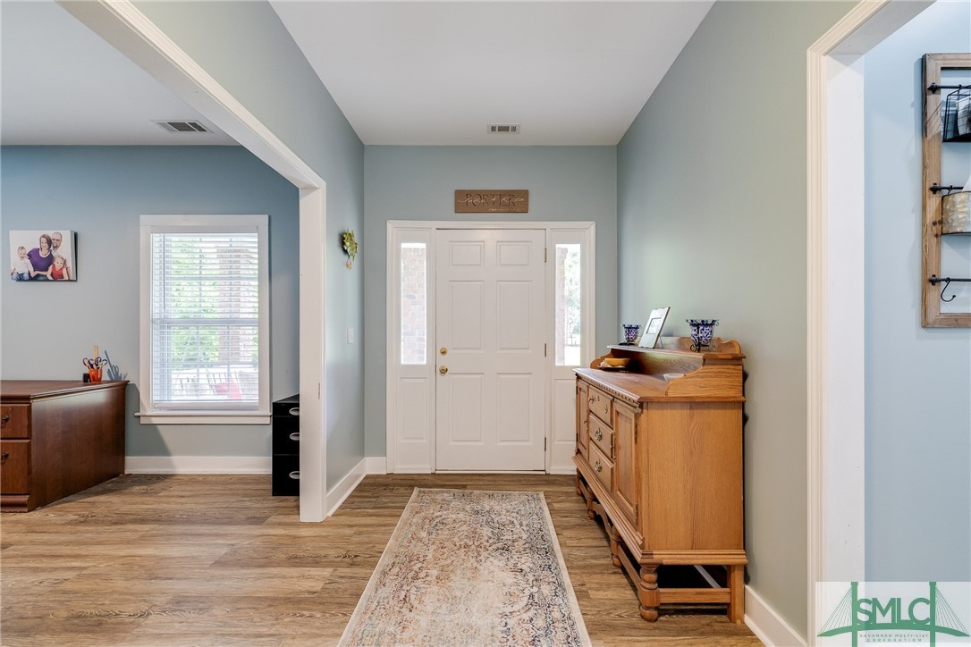 2302 Walthour Road Savannah, GA 31410 - Photo 8 of 44 Gallery Image 8
