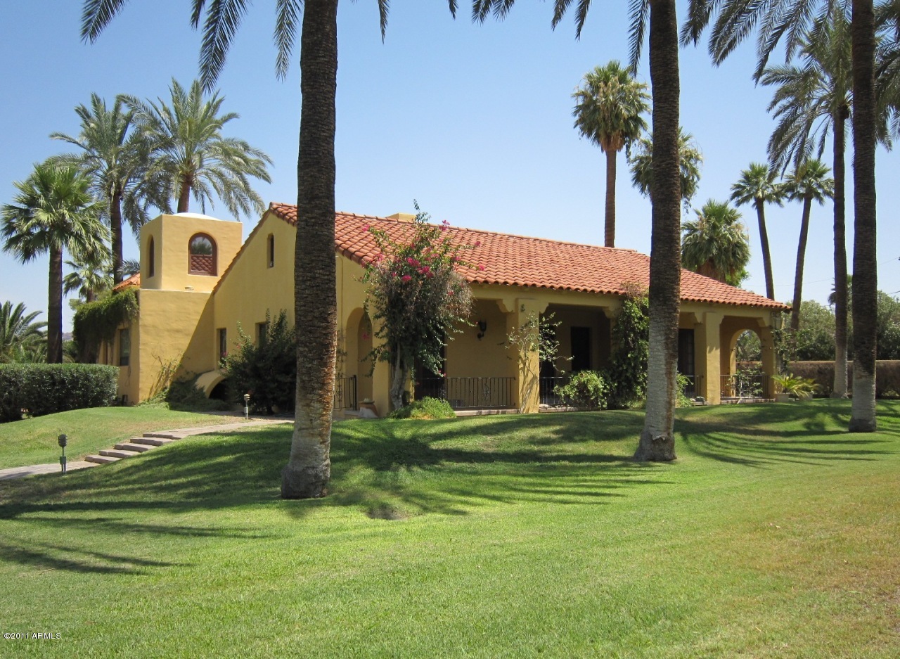 4626 East Granada Road Phoenix, AZ 85008 - Photo 1 of 55 CHARMING HISTORIC ESTATE