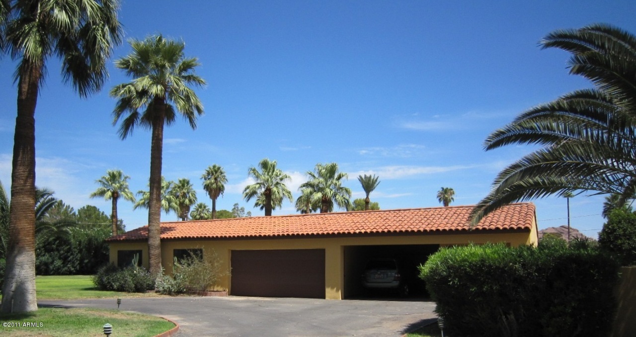 4626 East Granada Road Phoenix, AZ 85008 - Photo 19 of 55 WORKSHOP,GARAGE & CARPORT
