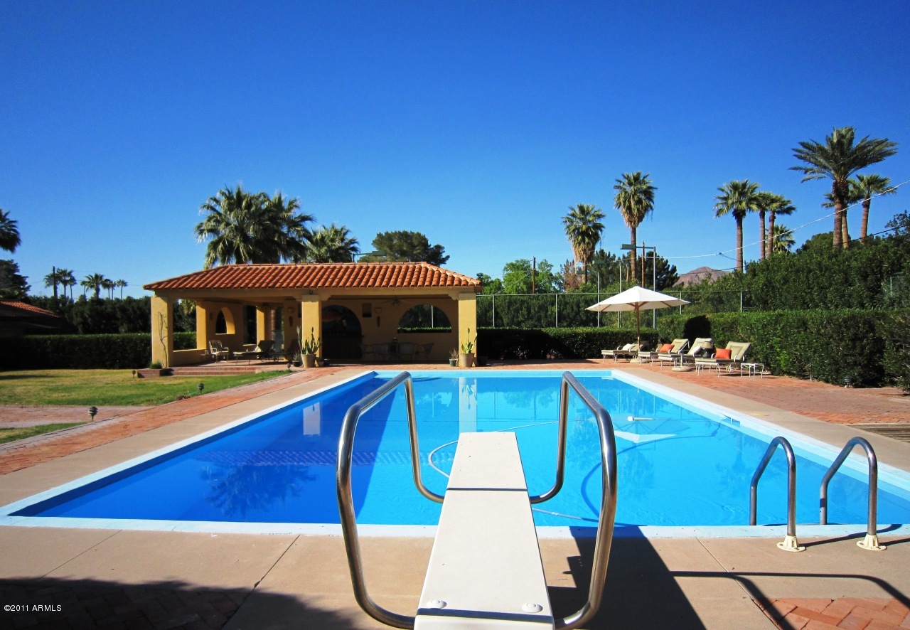 4626 East Granada Road Phoenix, AZ 85008 - Photo 31 of 55 DIVIING POOL