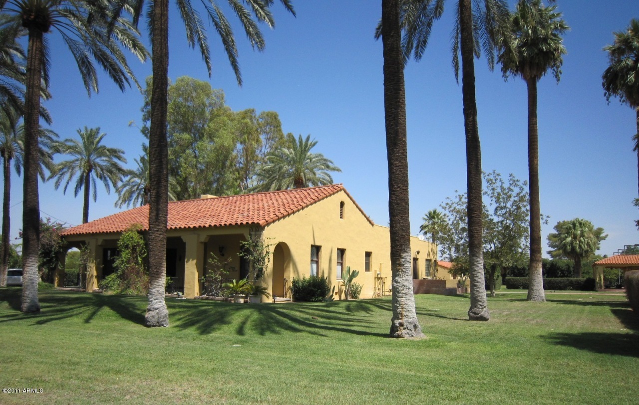 4626 East Granada Road Phoenix, AZ 85008 - Photo 38 of 55 EAST SIDE VIEW