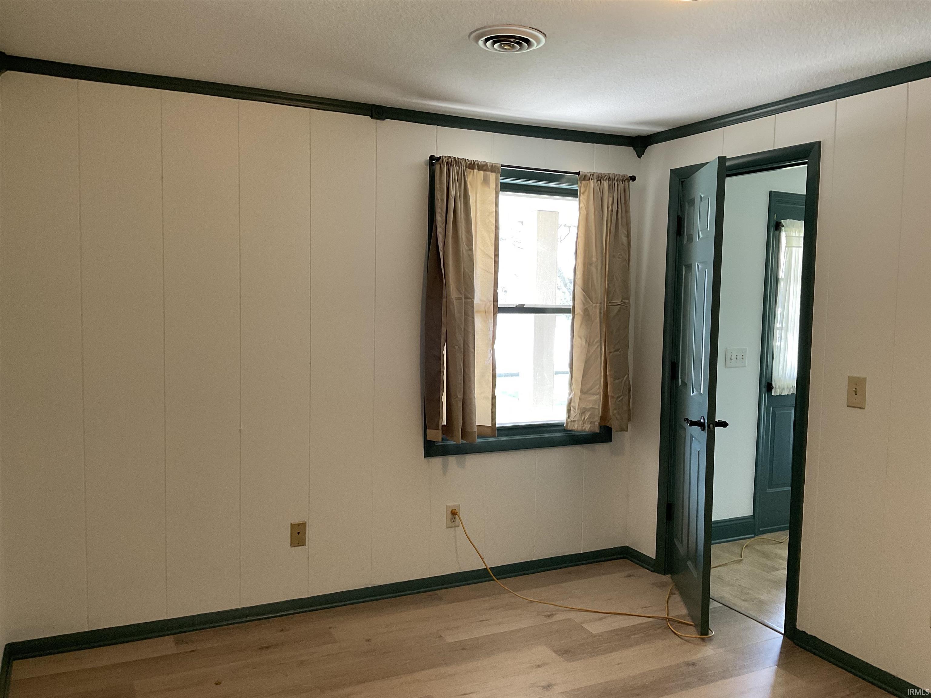 5425 Hewitt Lane Fort Wayne, IN 46815 - Photo 11 of 15