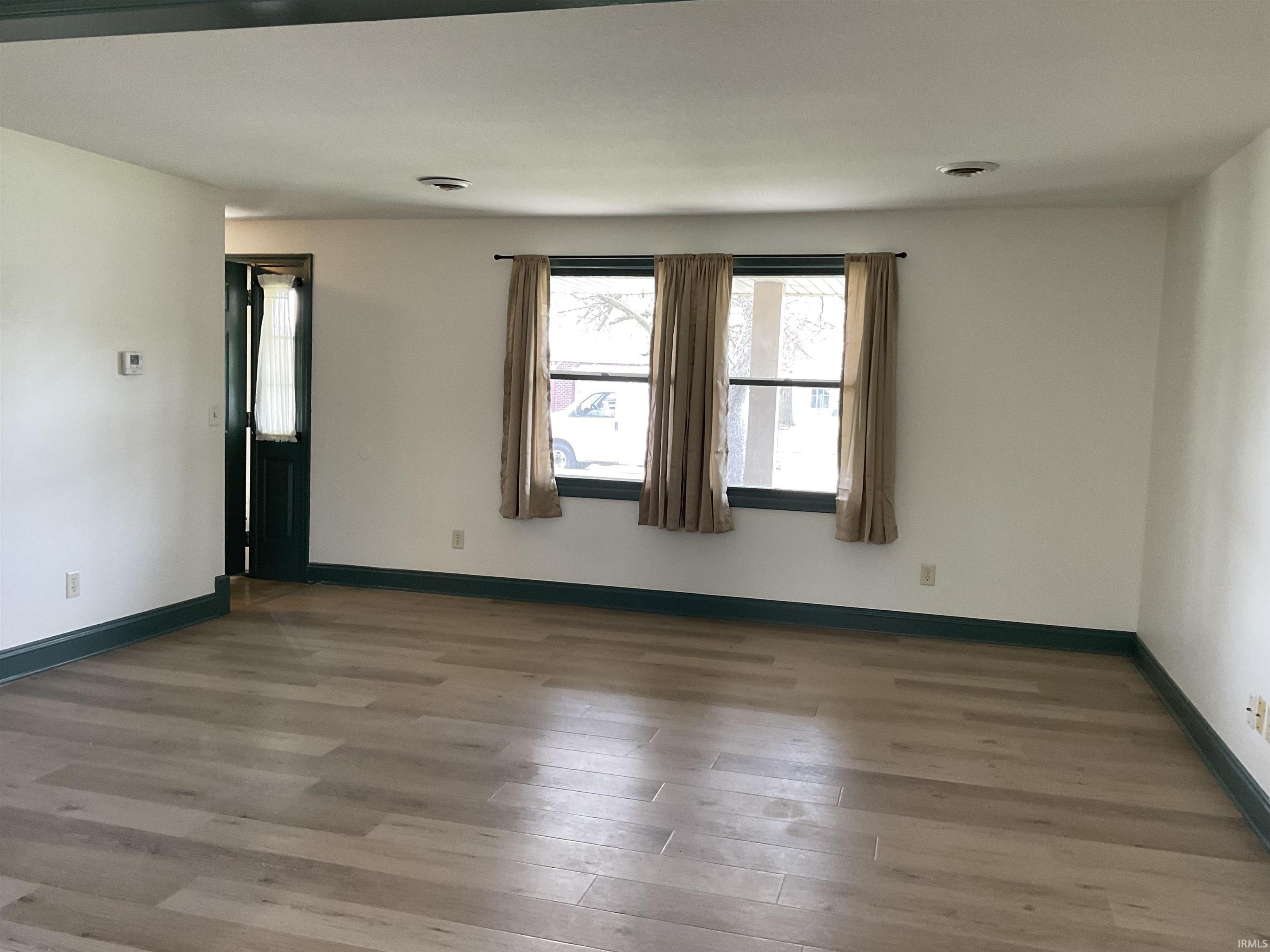 5425 Hewitt Lane Fort Wayne, IN 46815 - Photo 2 of 15