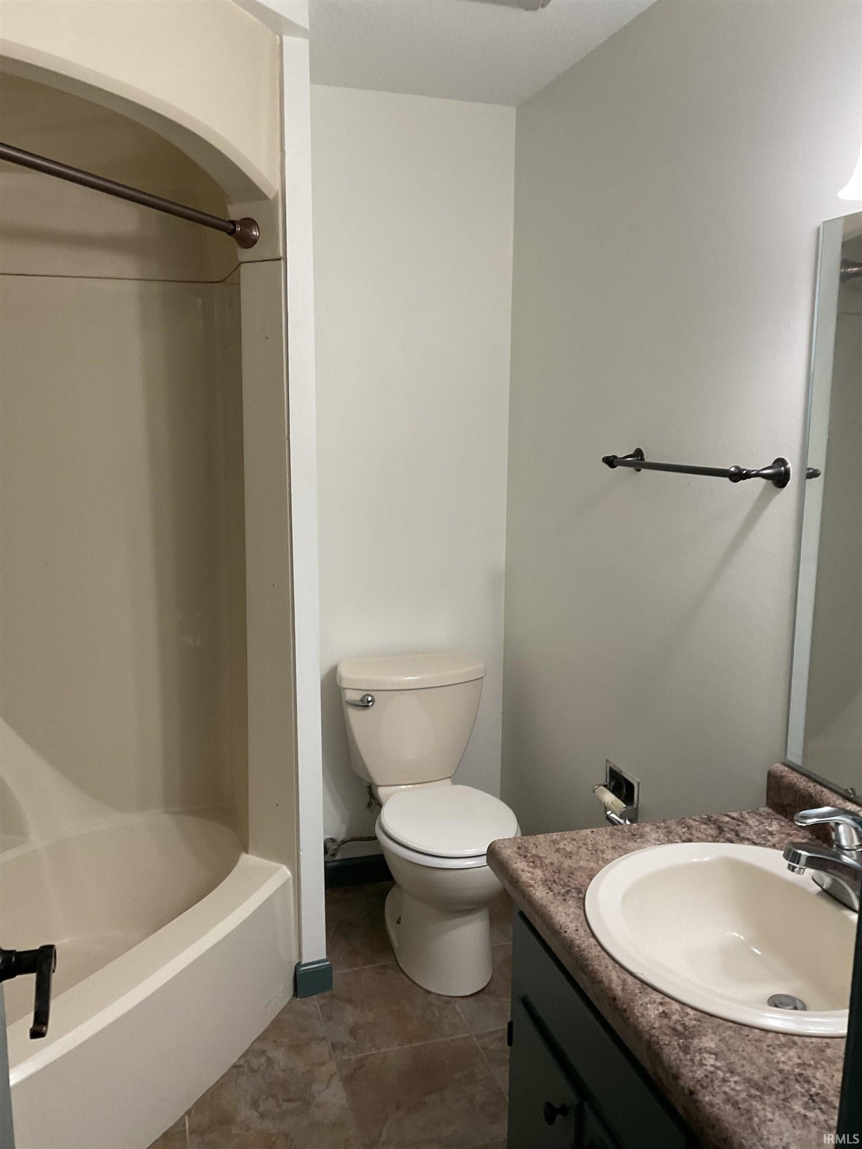5425 Hewitt Lane Fort Wayne, IN 46815 - Photo 7 of 15