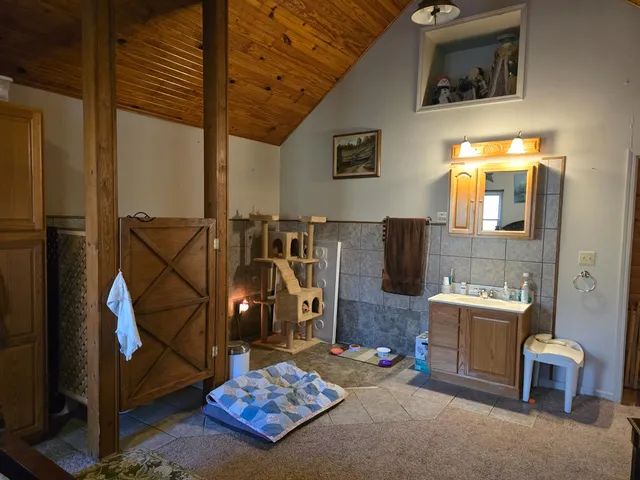 $447,500 | 6164 McKay Road, Madison, IN 47250