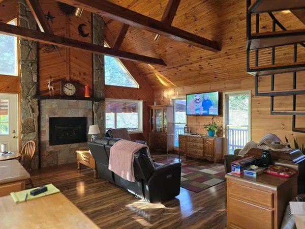 $393,000 | 6164 McKay Road, Madison, IN 47250