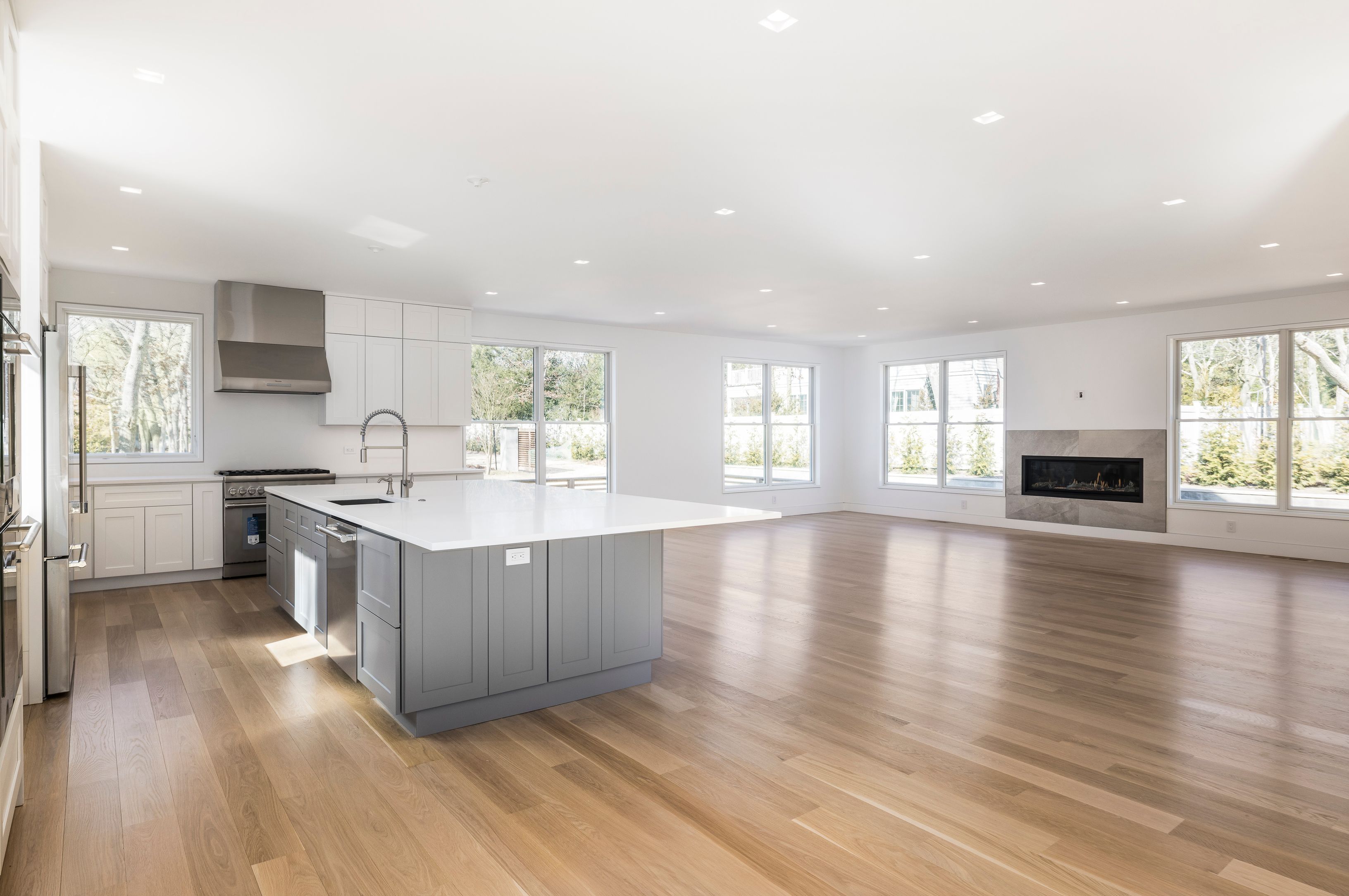 266 Accabonac Road East Hampton, NY 11937 - Photo 9 of 28 Gallery Image 9