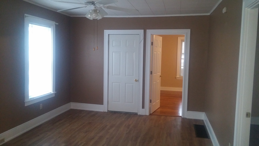 6 Buffum Street Worcester, MA 01603 - Photo 9 of 15