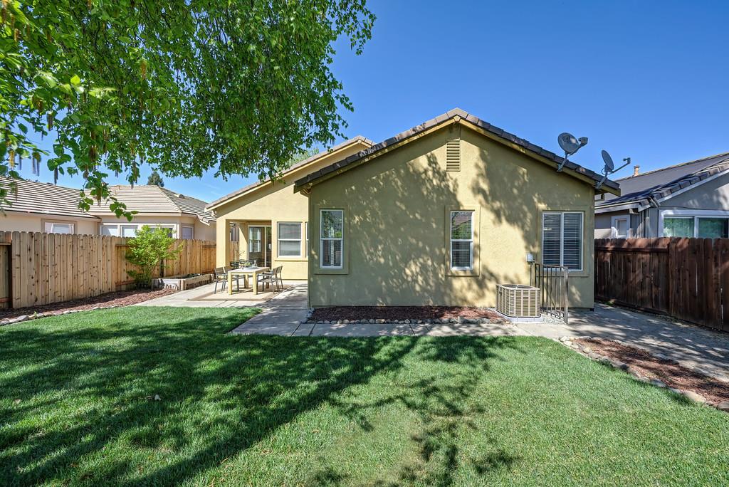 310 Unity Circle Sacramento, CA 95833 - Photo 60 of 65