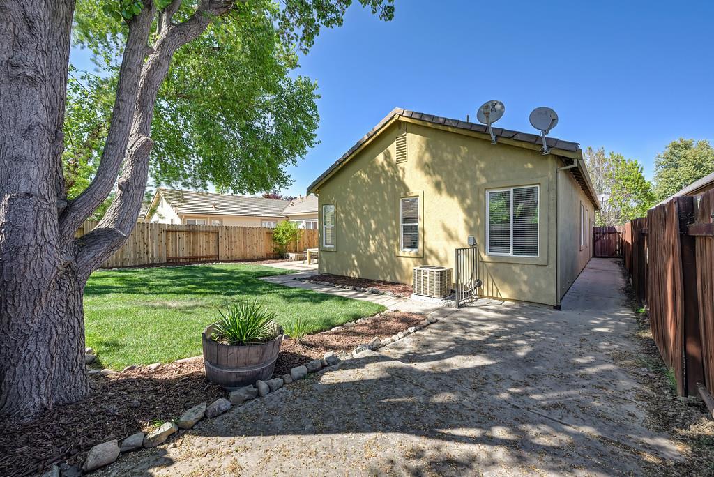 310 Unity Circle Sacramento, CA 95833 - Photo 63 of 65