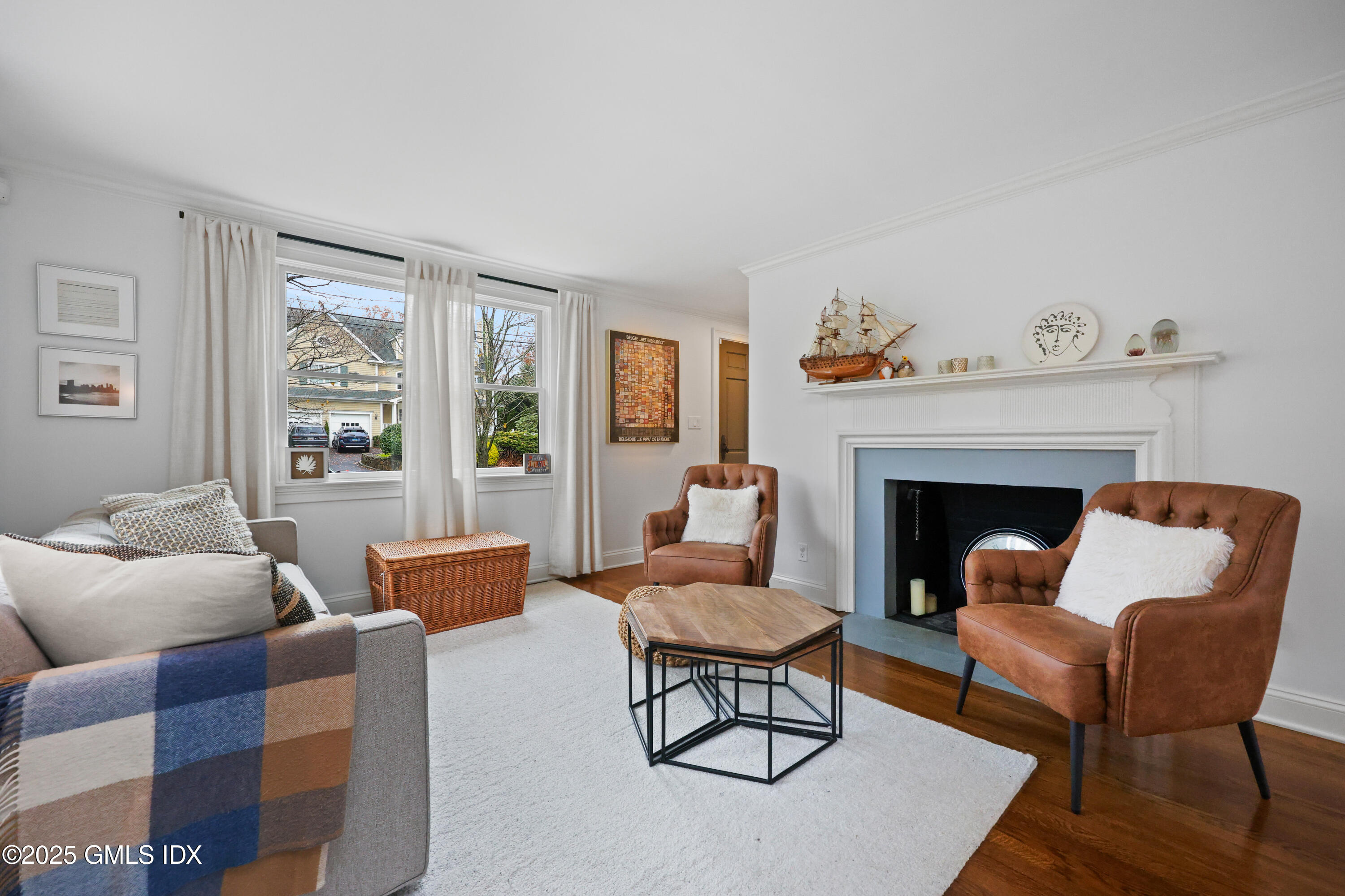 22 Summit Road Riverside, CT 06878 - Photo 14 of 44 036