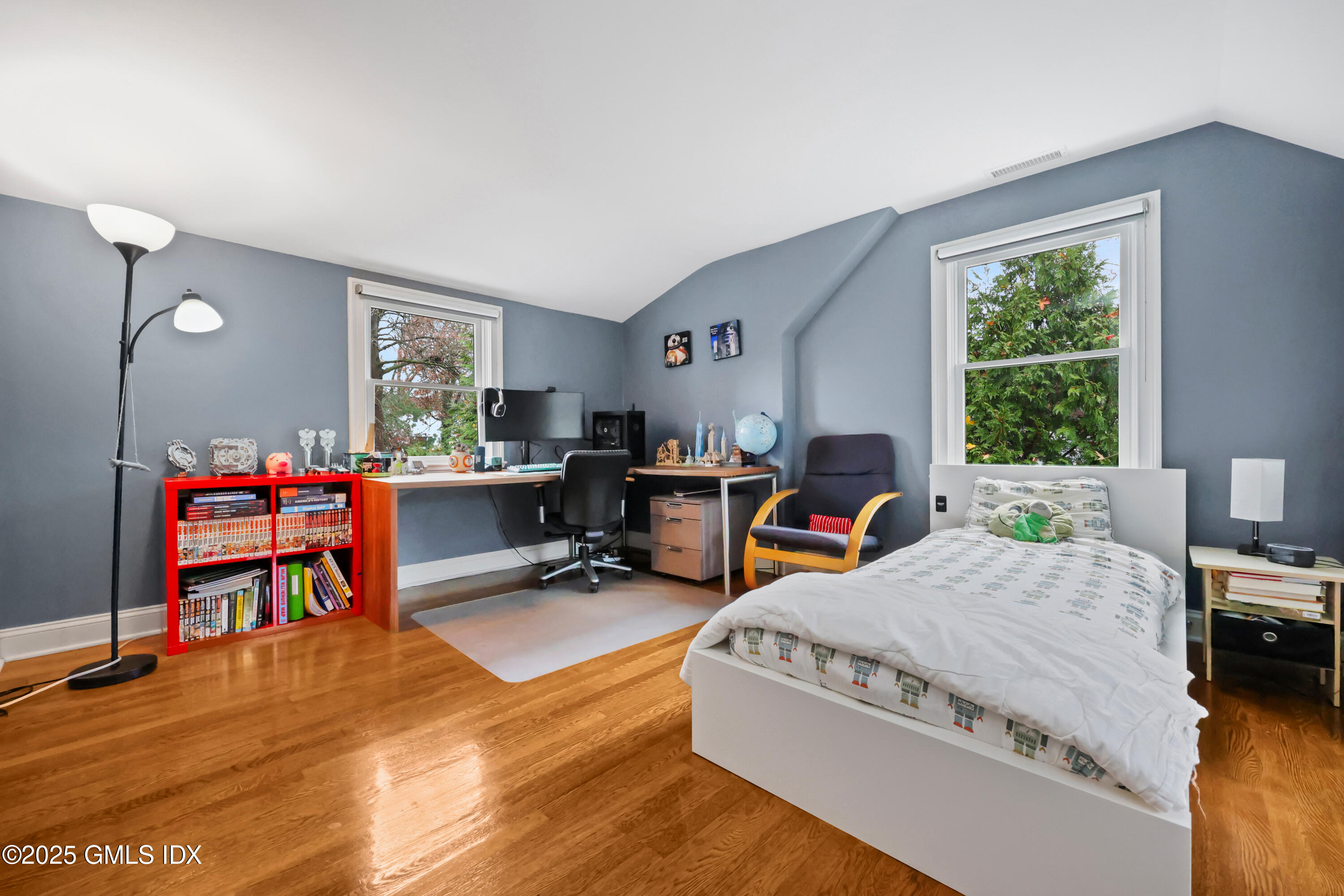 22 Summit Road Riverside, CT 06878 - Photo 24 of 44 042