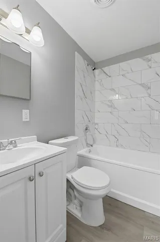 $179,900 | 4815 Orange Blossom Lane, Hazelwood, MO 63042