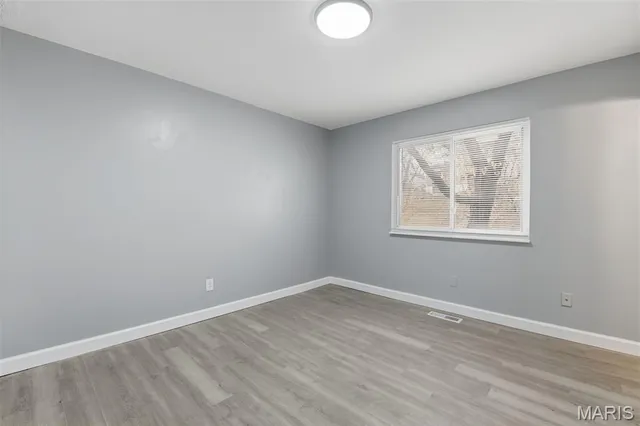 $179,900 | 4815 Orange Blossom Lane, Hazelwood, MO 63042