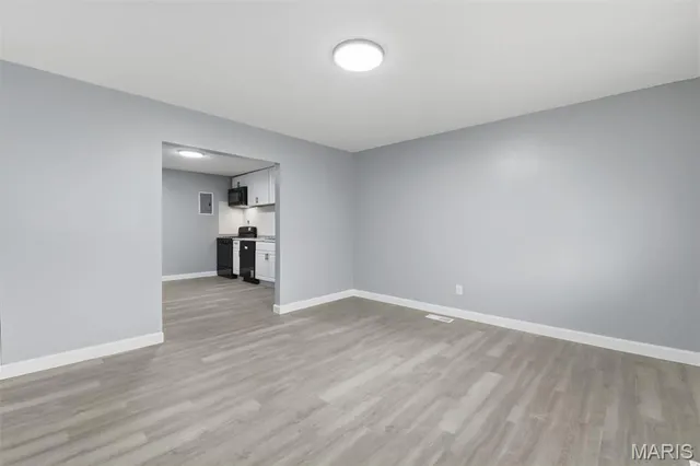 $179,900 | 4815 Orange Blossom Lane, Hazelwood, MO 63042