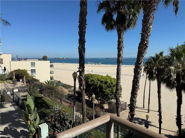 $1,195,000 | 1000 East Ocean Boulevard, Unit 416, Long Beach, CA 90802