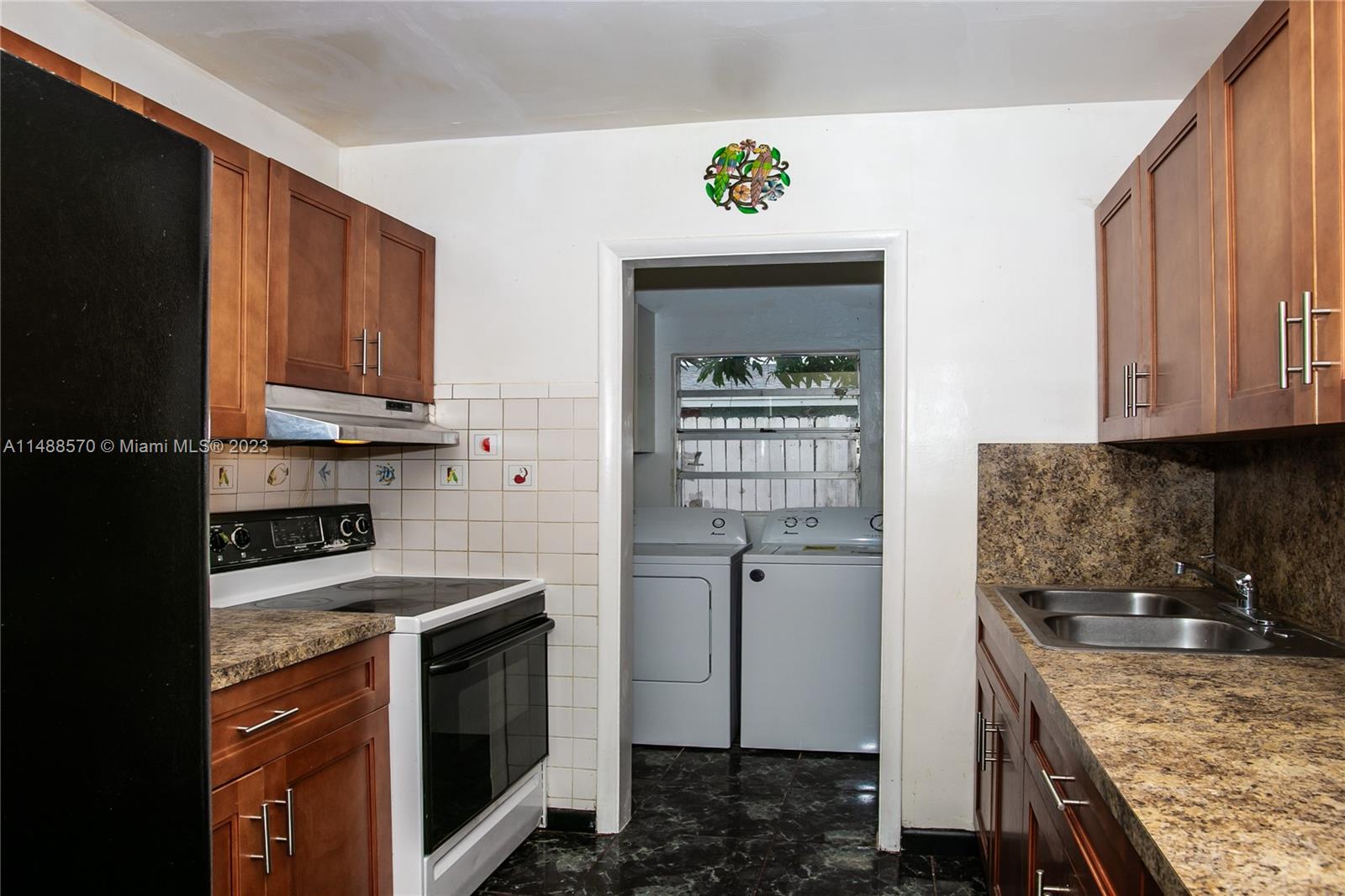 7041 Raleigh Street Hollywood, FL 33024 - Photo 8 of 18 Gallery Image 8