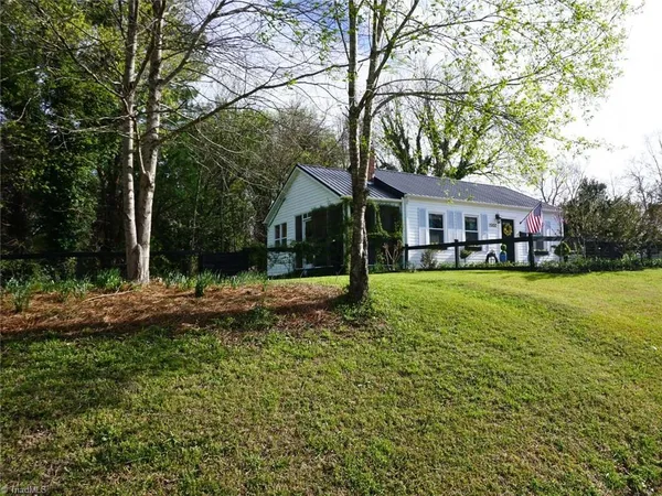 $229,000 | 11988 Broad Street, Milton, NC 27305