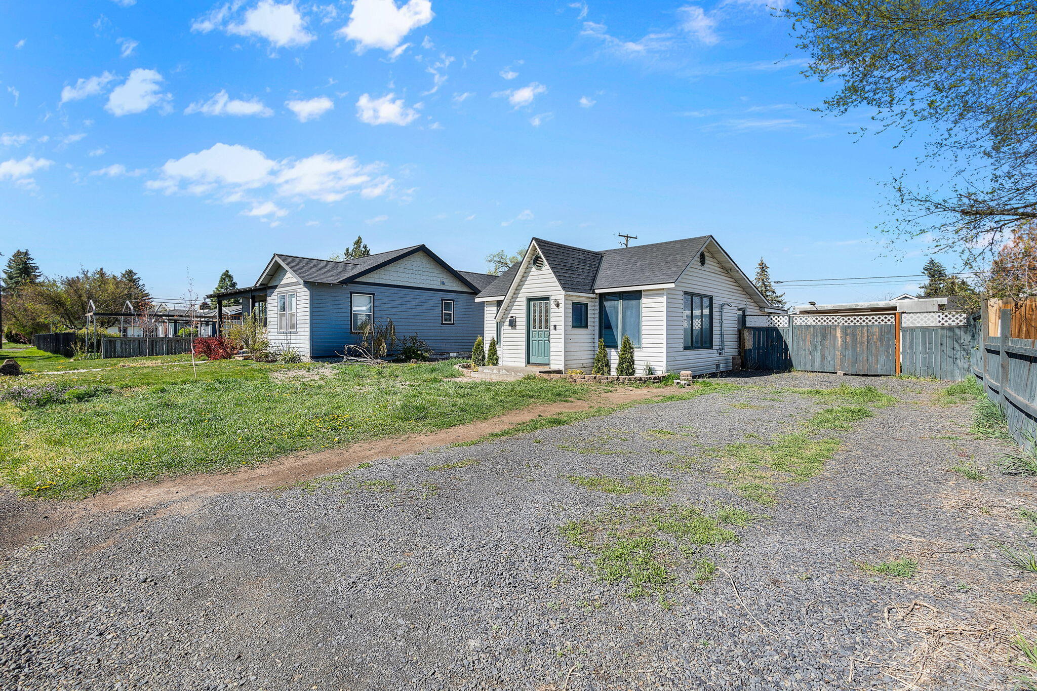 227 Southwest 11th Street Redmond, OR 97756 - Photo 25 of 25 2024_05_03_227_sw_11th_st_rdm-1