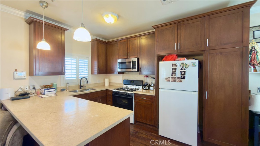 13222 Pinney Street Pacoima, CA 91331 - Photo 8 of 23