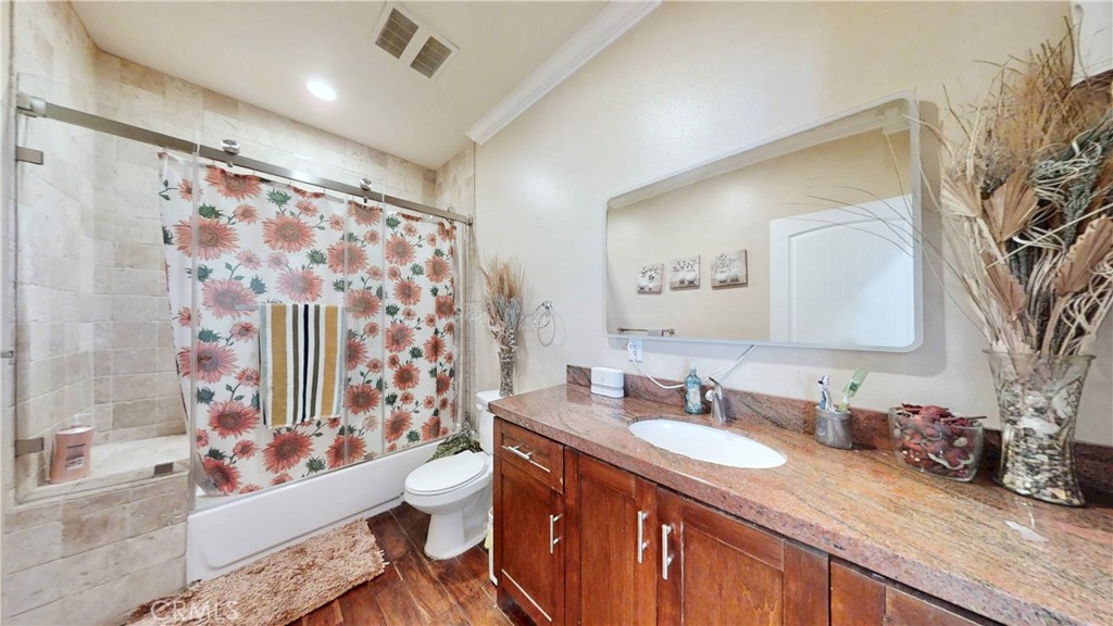 13222 Pinney Street Pacoima, CA 91331 - Photo 10 of 23