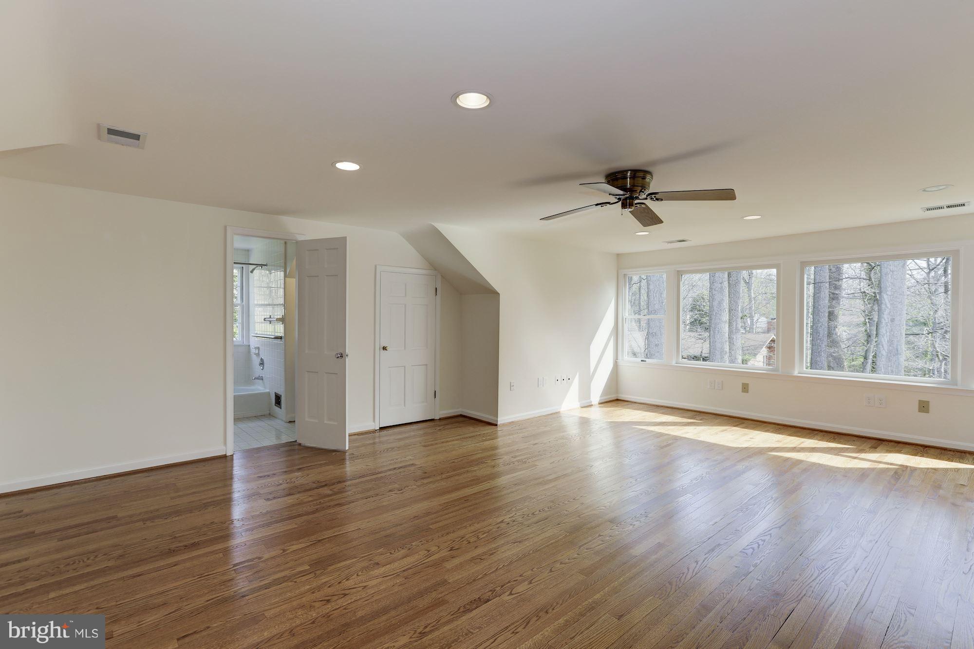 9301 Burning Tree Road Bethesda, MD 20817 - Photo 20 of 30 Huge Upper Level 5th Bedroom