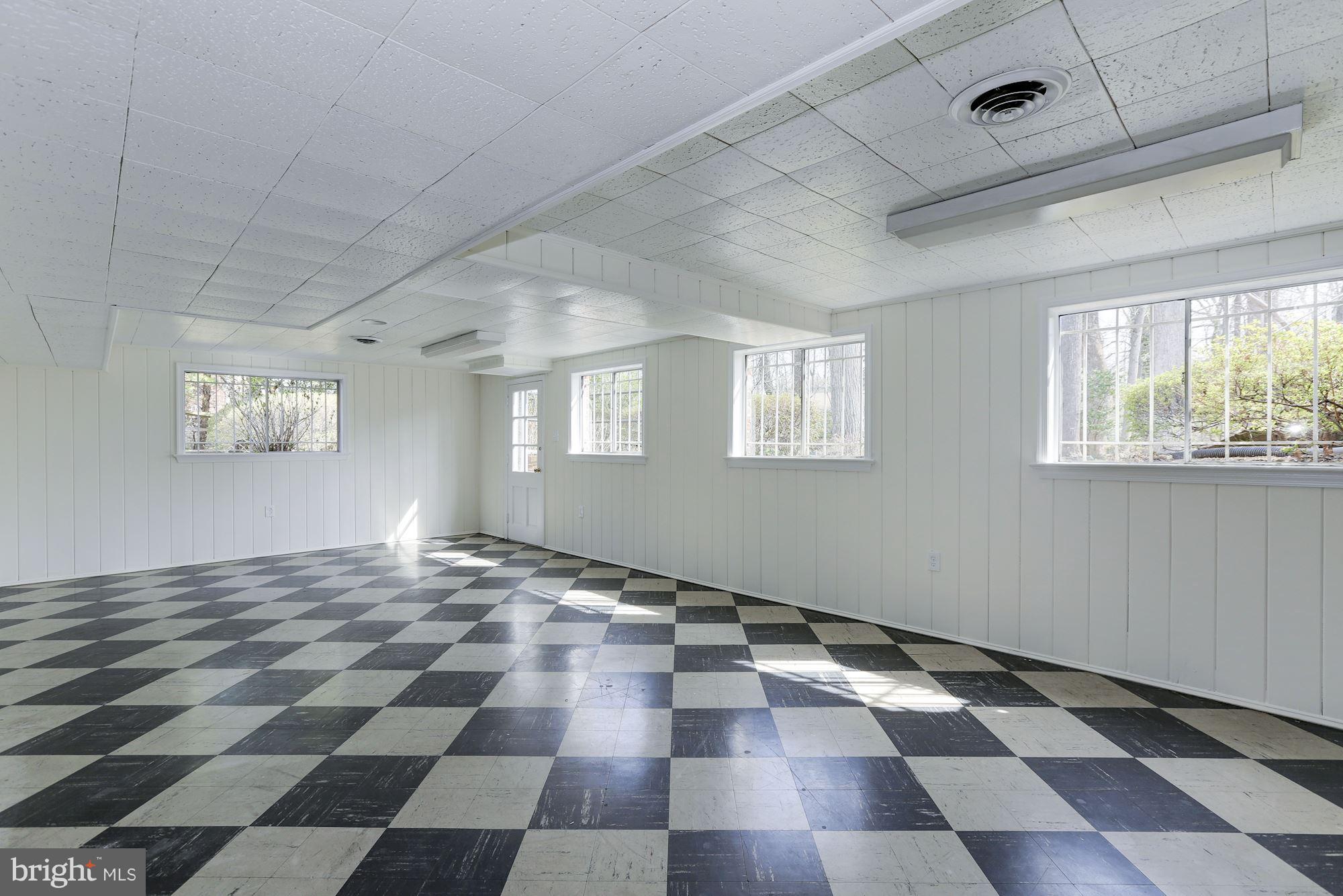 9301 Burning Tree Road Bethesda, MD 20817 - Photo 24 of 30 Recreation Room