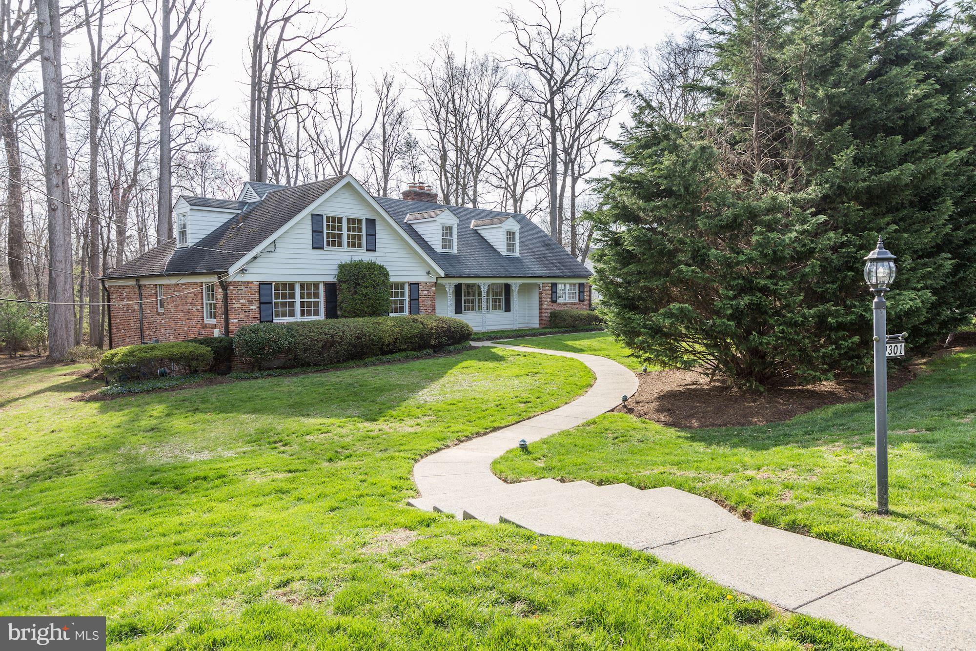 9301 Burning Tree Road Bethesda, MD 20817 - Photo 30 of 30 Exterior (Front)