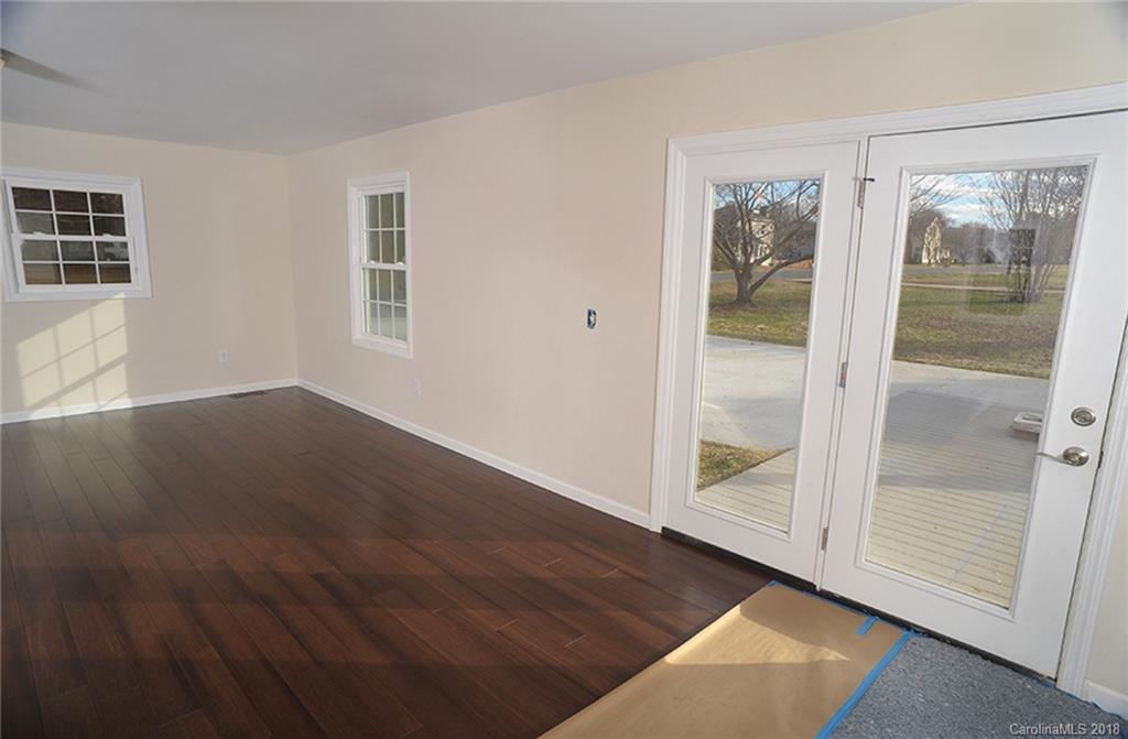 1655 Bringle Ferry Road Salisbury, NC 28146 - Photo 8 of 18 Gallery Image 8
