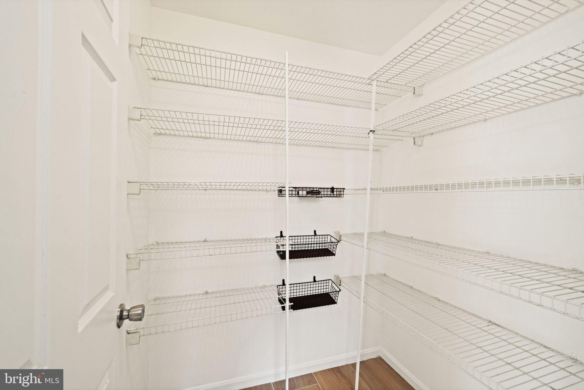 2004 Bowline Loop Woodbridge, VA 22192 - Photo 15 of 44