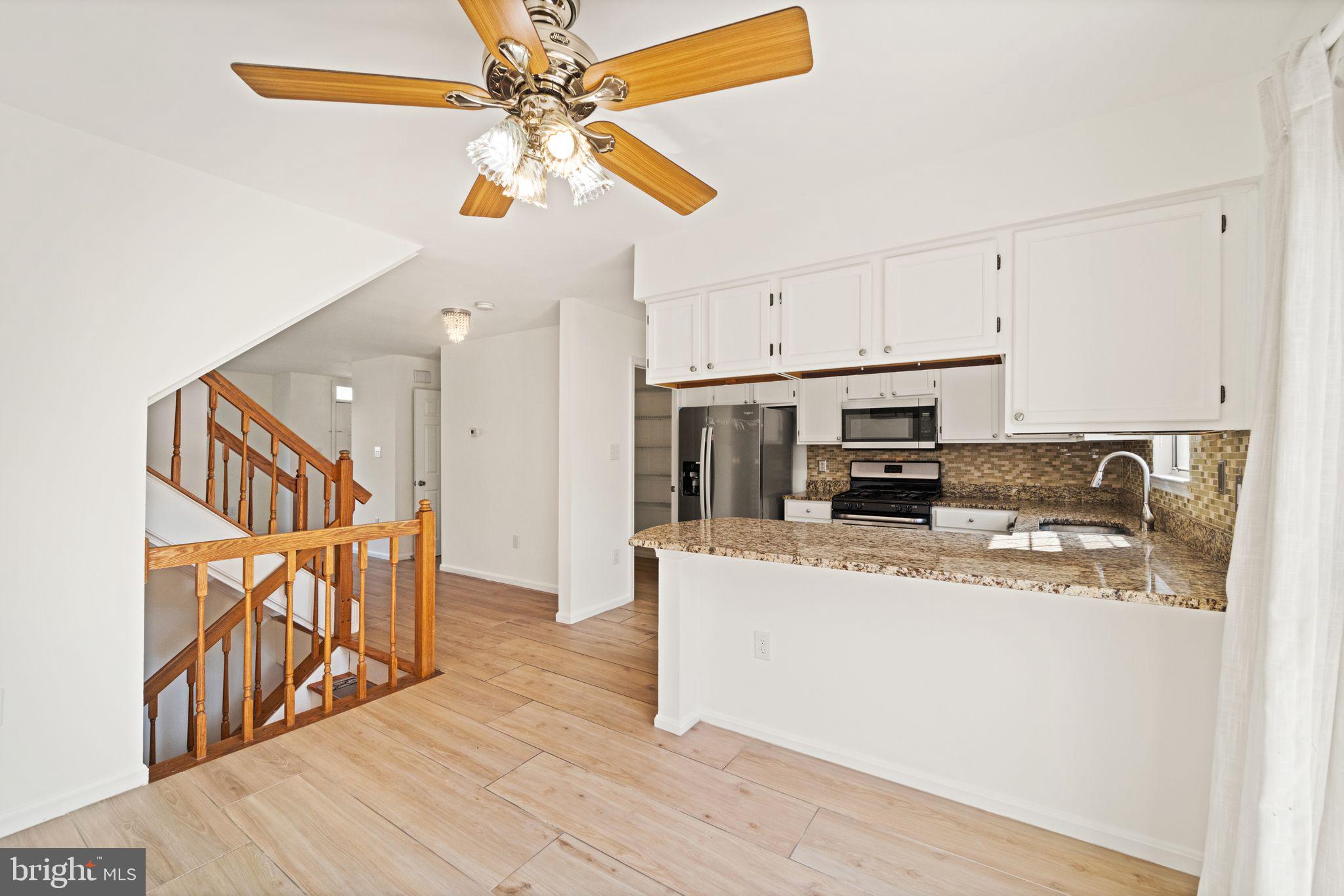 2004 Bowline Loop Woodbridge, VA 22192 - Photo 17 of 44