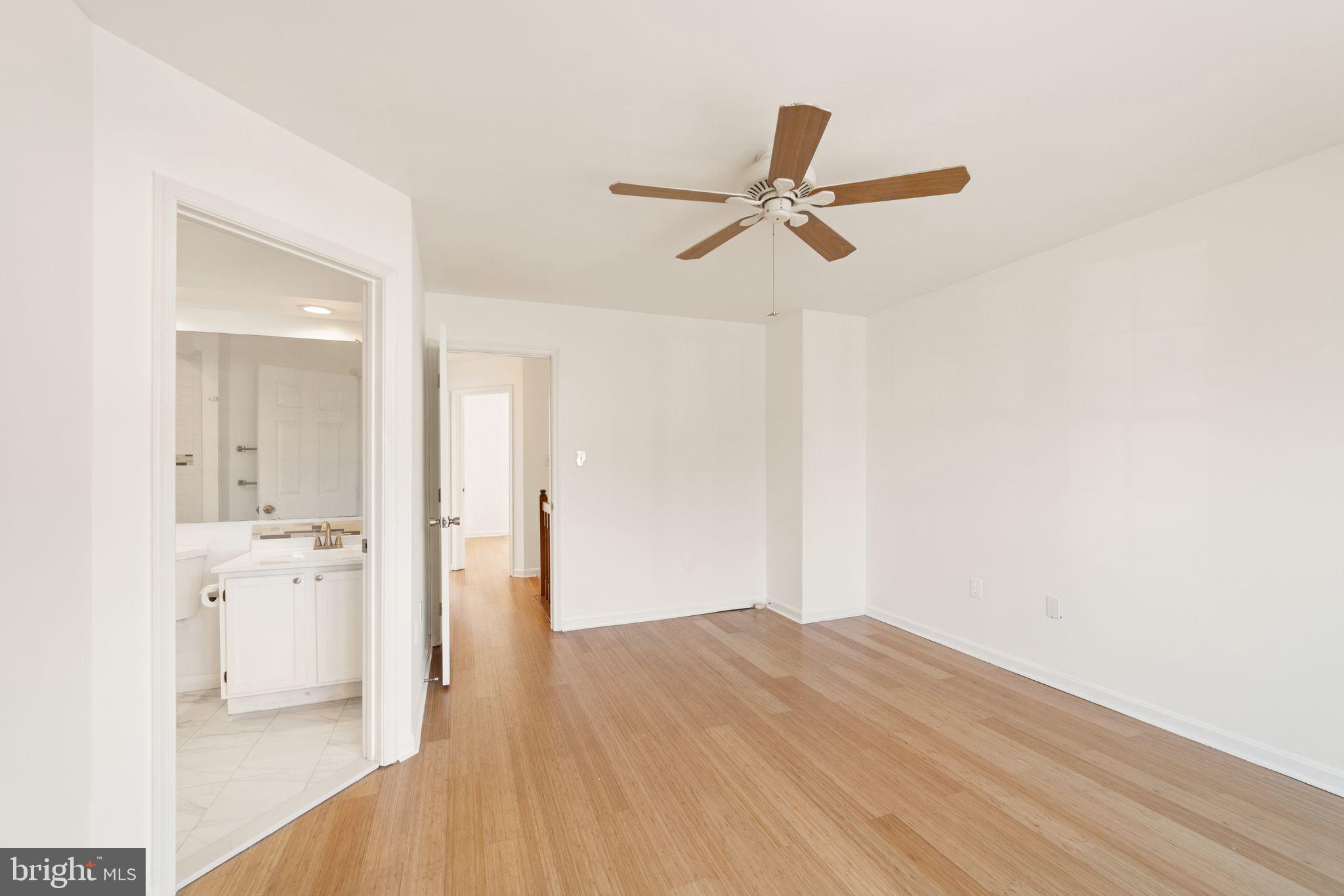 2004 Bowline Loop Woodbridge, VA 22192 - Photo 24 of 44