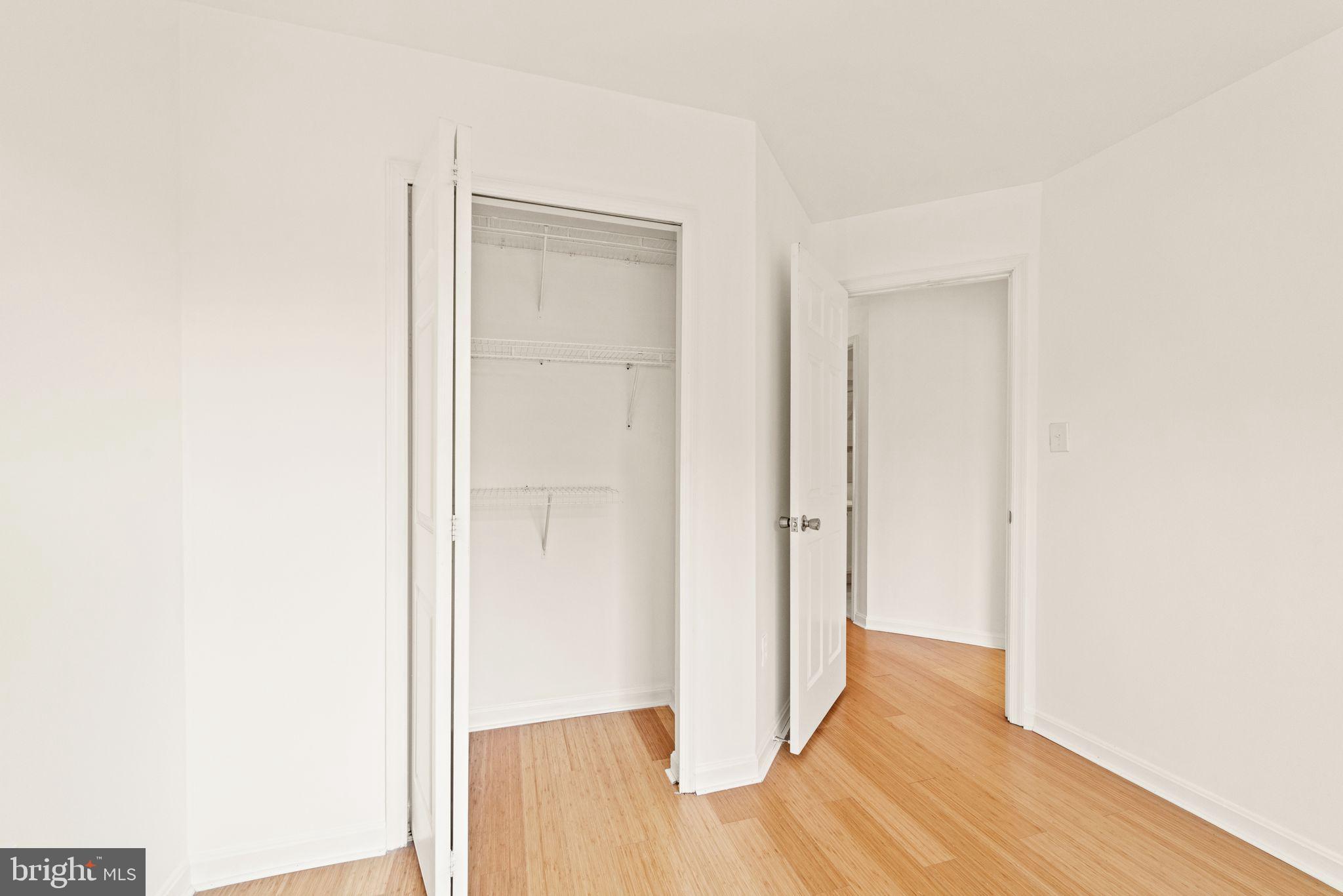 2004 Bowline Loop Woodbridge, VA 22192 - Photo 29 of 44