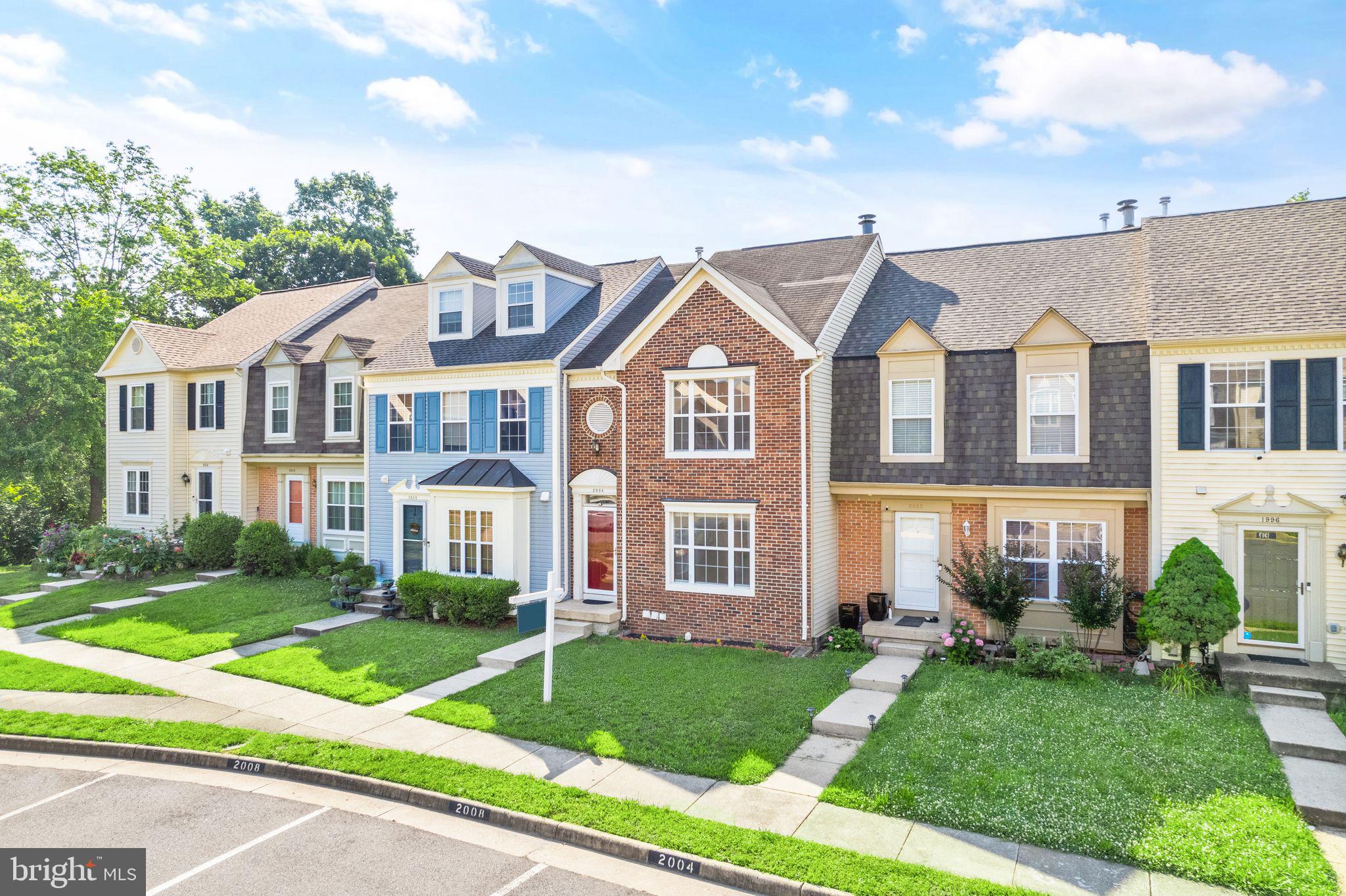 2004 Bowline Loop Woodbridge, VA 22192 - Photo 3 of 44