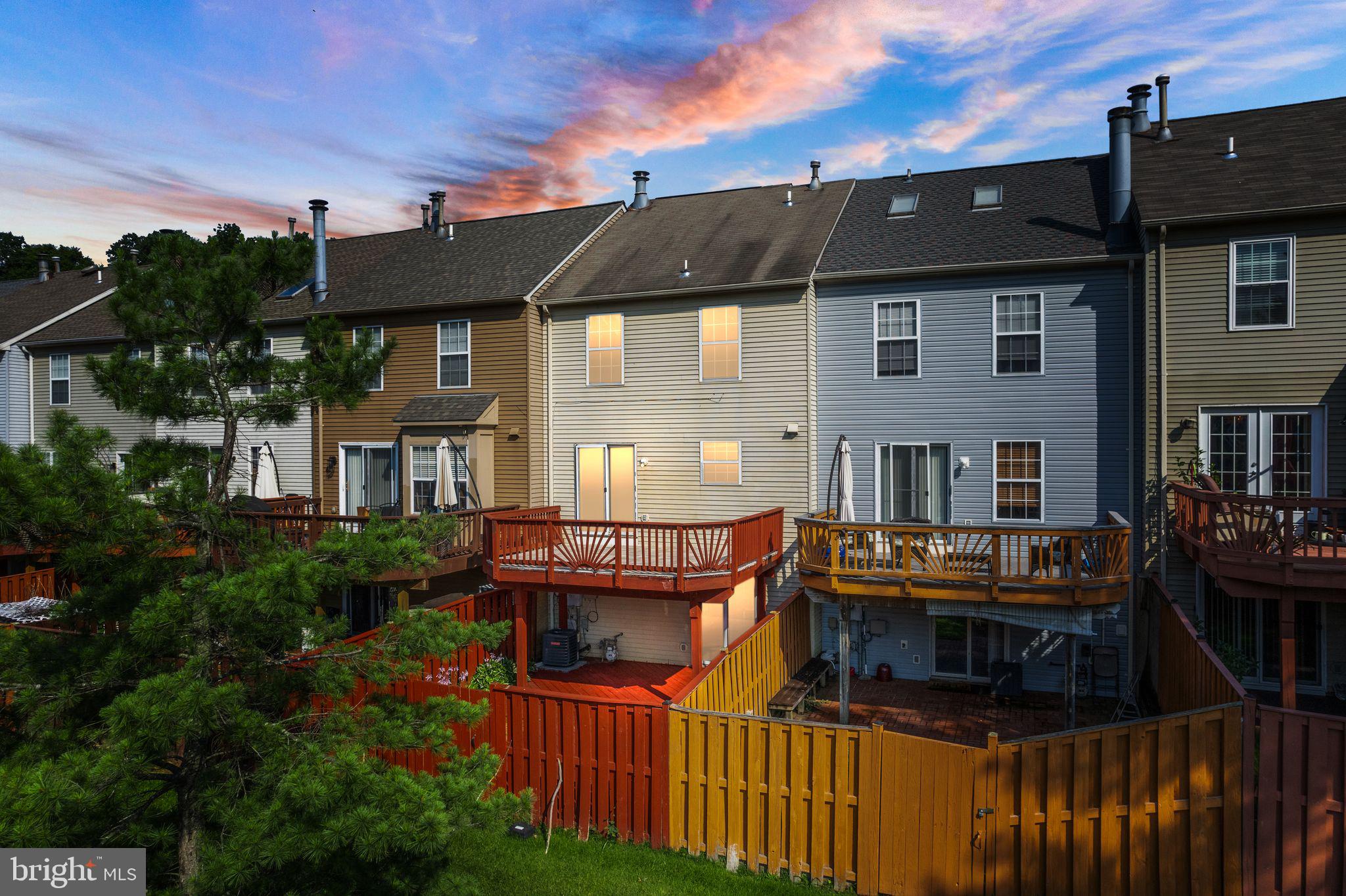 2004 Bowline Loop Woodbridge, VA 22192 - Photo 43 of 44