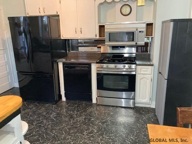 111 Lasher Road Bethlehem, NY 12158 - Photo 14 of 31 Photo 15