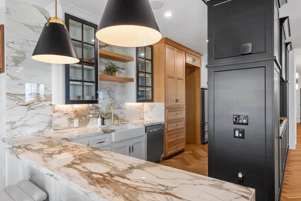 $1,499,995 | 230 Dwyer Avenue, Unit 705, San Antonio, TX 78204